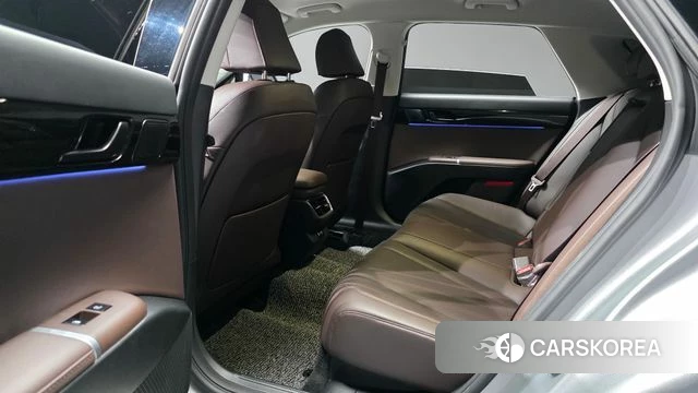Hyundai Grandeur (GN7) 2024 Серебряный из Кореи, фото 3