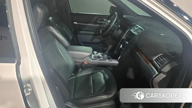 Ford Explorer 2018 Белый из Кореи, фото 3