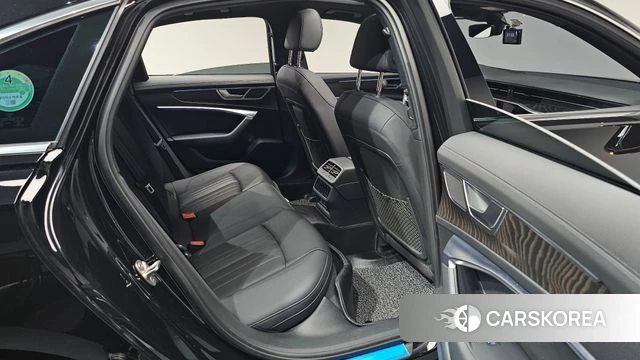 Audi A6 (C8) 2021 Черный из Кореи, фото 3