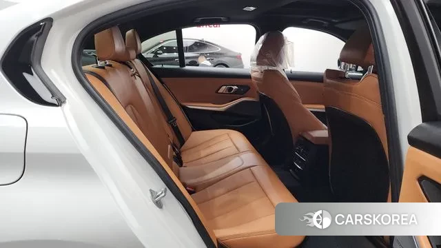 BMW 3 Series (G20) 2024 Белый из Кореи, фото 3