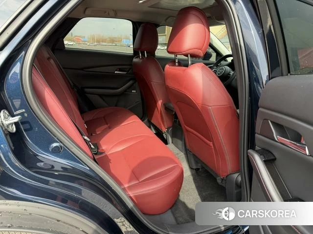 Mazda CX-30 2022 Синий из Китая, фото 3
