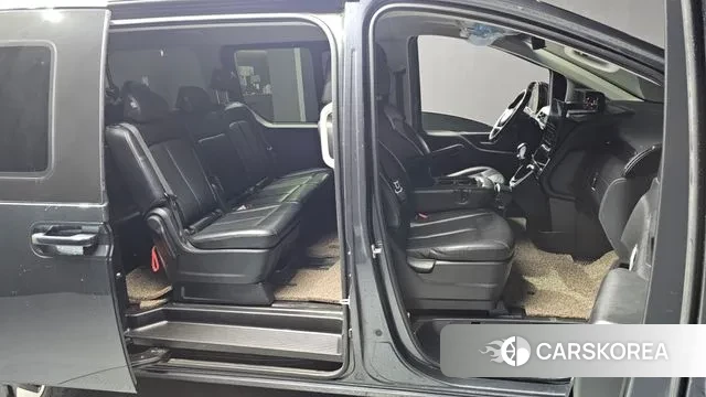 Hyundai Staria 2022 Серый из Кореи, фото 3