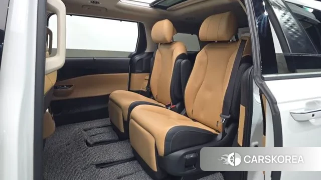 Kia Carnival 4th generation 2023 Белый из Кореи, фото 3