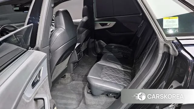Audi Q8 (4M) 2021 Черный из Кореи, фото 3