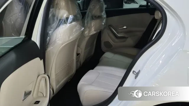 Mercedes-Benz A-Class W177 2025 Белый из Кореи, фото 3