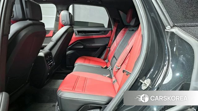 Porsche Cayenne (PO536) 2025 Черный из Кореи, фото 3