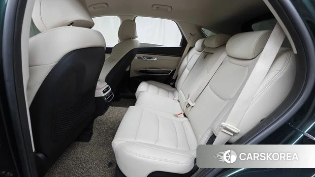 Genesis GV70 2022 Темно-зеленый из Кореи, фото 3