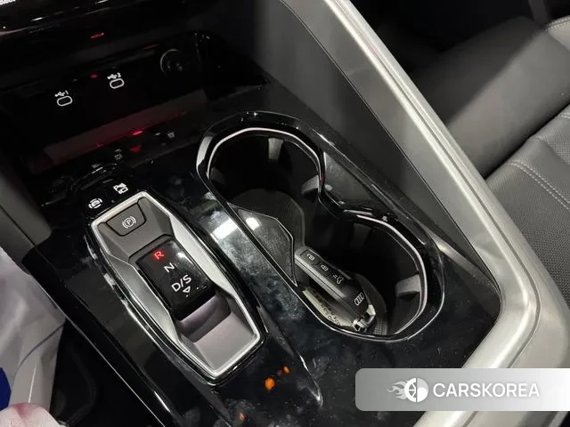 Audi Q5 (80A) 2025 Белый из Кореи, фото 3