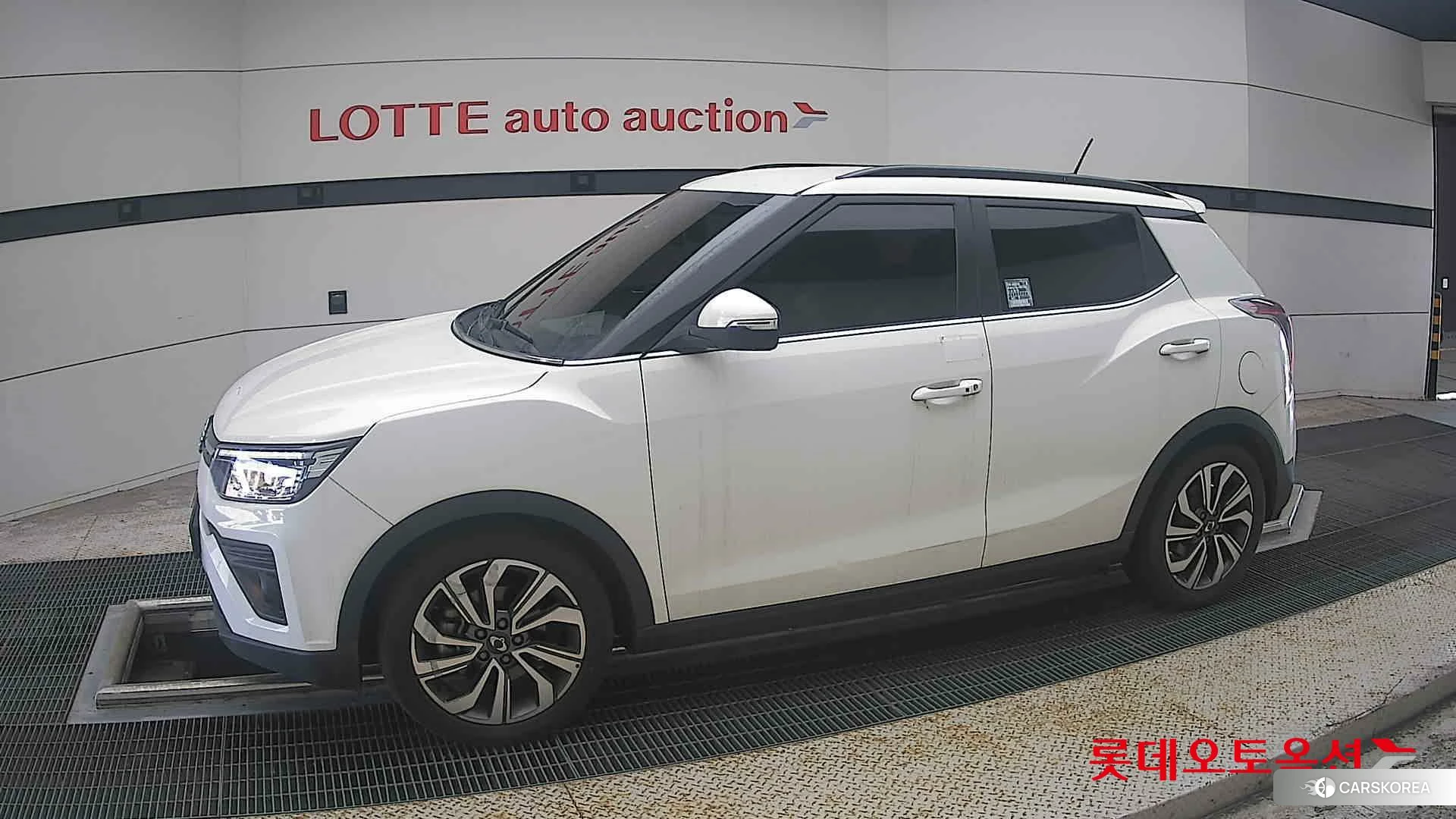 SsangYong Tivoli 2021 Grand White из Кореи, фото 3