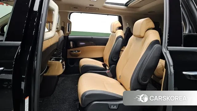 Kia Carnival 4th generation 2023 Черный из Кореи, фото 3
