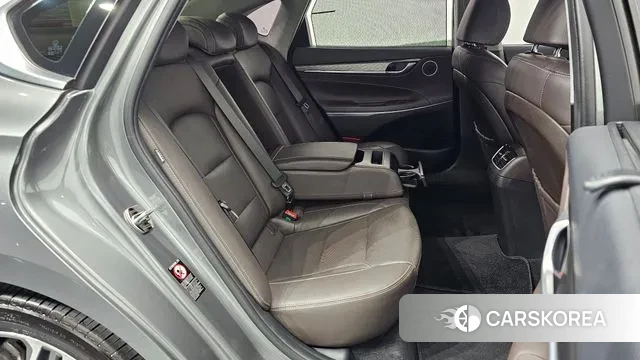 Hyundai Grandeur IG 2018 Серебристо-серый из Кореи, фото 3