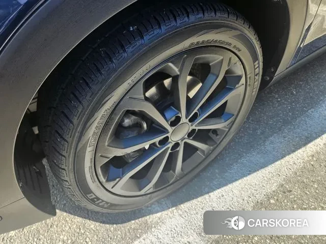 Ssangyong Tivoli Armor 2018 Синий из Кореи, фото 3