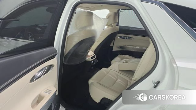 Genesis GV70 2021 Белый из Кореи, фото 3