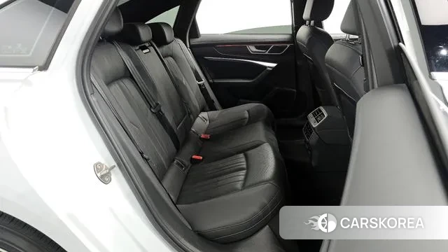 Audi A6 (C8) 2023 Белый из Кореи, фото 3