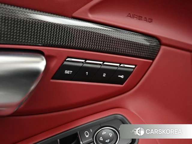 Porsche 718 Boxster 2024 Черный из Кореи, фото 3