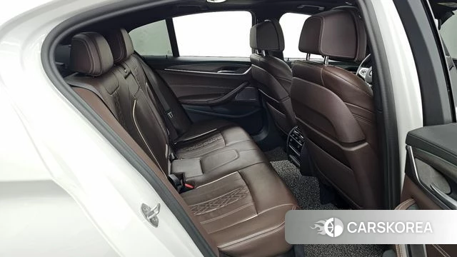 BMW 5 Series (G30) 2020 Белый из Кореи, фото 3