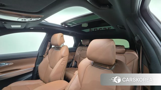 Genesis GV70 2021 Белый из Кореи, фото 3