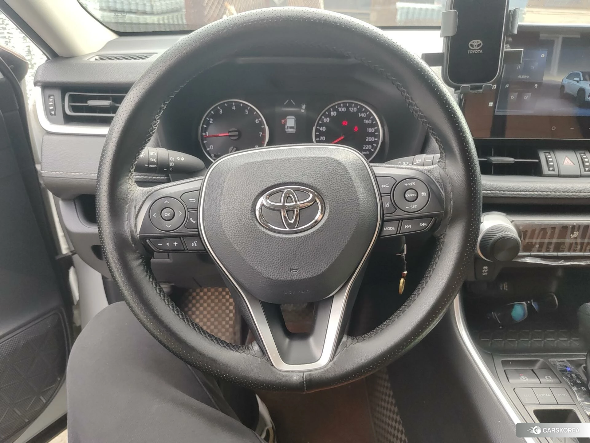 Toyota RAV4 Rongfang 2023 Белый из Китая, фото 3