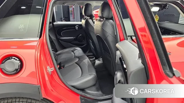 Mini Cooper S 2022 Красный из Кореи, фото 3