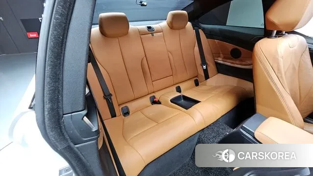 BMW 4 Series (F32) 2018 Белый из Кореи, фото 3