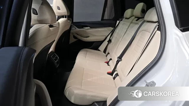 BMW iX3 2024 Белый из Кореи, фото 3