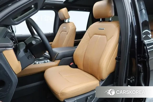 Ford Expeditation 2024 Черный из Кореи, фото 3