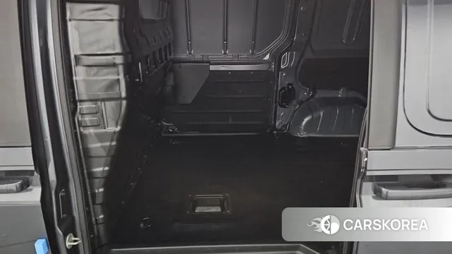 Hyundai Staria 2022 Серый из Кореи, фото 3