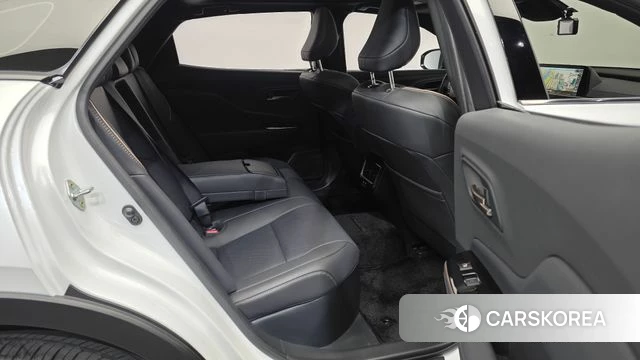 Toyota Crown Crossover 2024 Белый из Кореи, фото 3