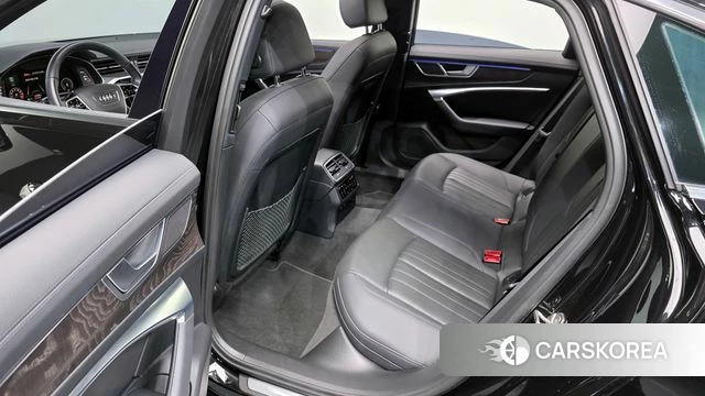 Audi A6 (C8) 2021 Черный из Кореи, фото 3