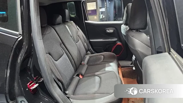 Jeep Renegade 2018 Черный из Кореи, фото 3