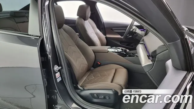 BMW 5 Series (G60) 2024 Серый из Кореи, фото 3