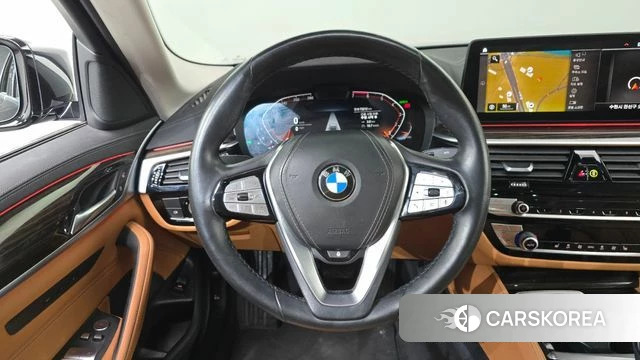 BMW 5 Series (G30) 2021 Черный из Кореи, фото 3