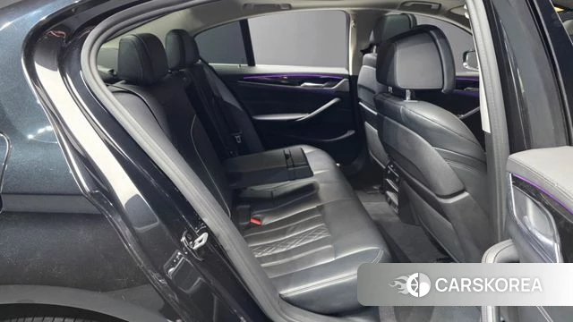 BMW 5 Series (G30) 2019 Черный из Кореи, фото 3