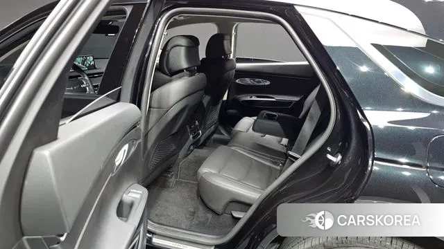 Genesis GV70 2024 Черный из Кореи, фото 3