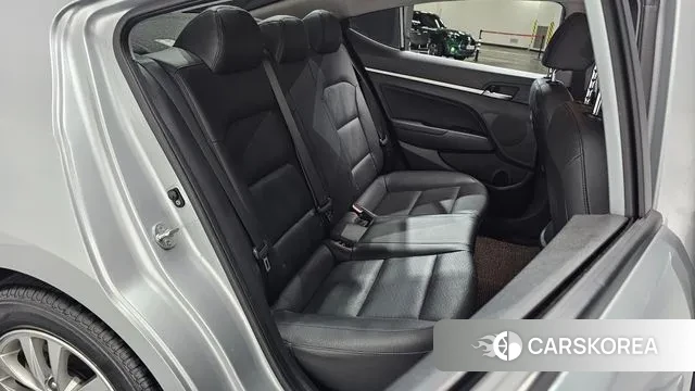 Hyundai The New Avante AD 2019 Серебристо-серый из Кореи, фото 3