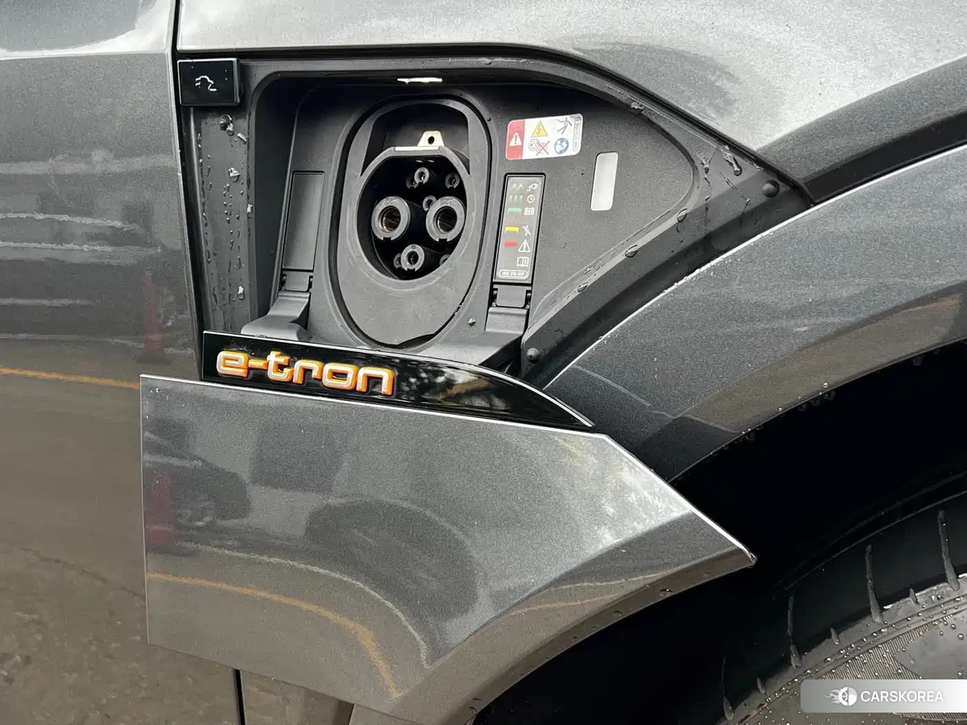 Audi e-tron 2022 Silver/gray из Китая, фото 3