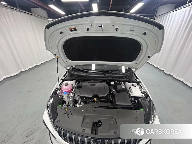 Geely Automobile Binrui 2026 Белый из Китая, фото 3