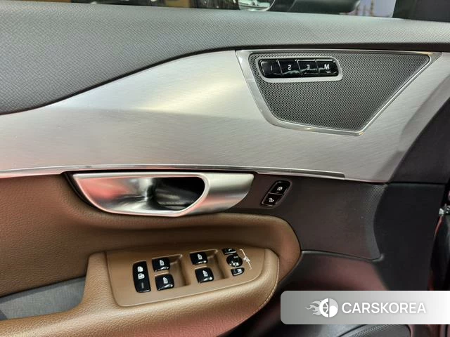 Volvo XC90 2019 Черный из Китая, фото 3