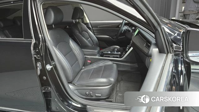 Kia K7 Premier 2021 Черный из Кореи, фото 3