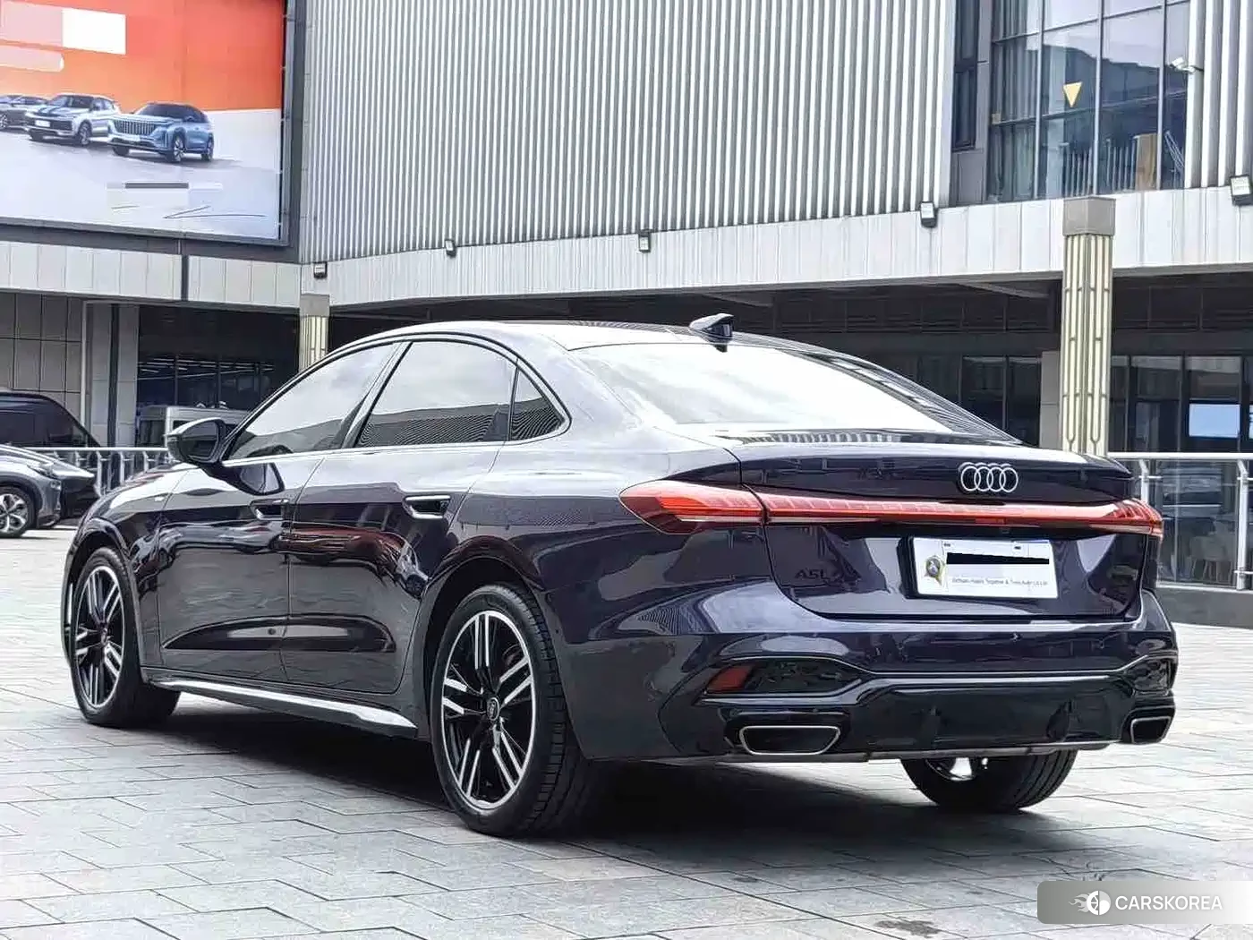 Audi A5L 2025 Red/purple из Китая, фото 3