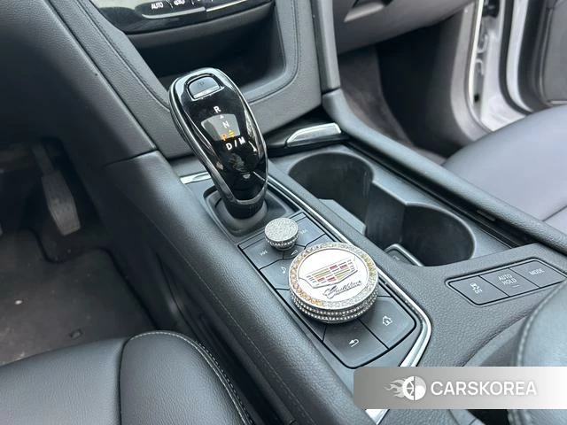 Cadillac XT5 2020 Белый из Китая, фото 3