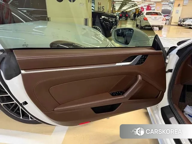 Porsche 911(992) 2020 Белый из Кореи, фото 3