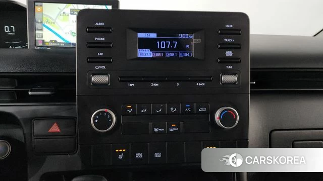 Hyundai Staria 2021 Белый из Кореи, фото 3