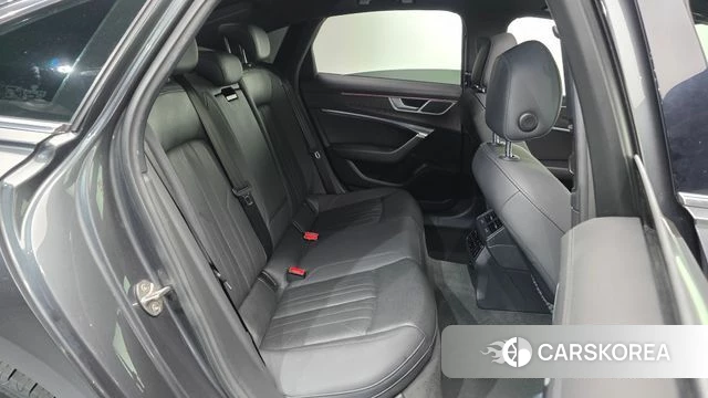 Audi A6 (C8) 2021 Серый из Кореи, фото 3