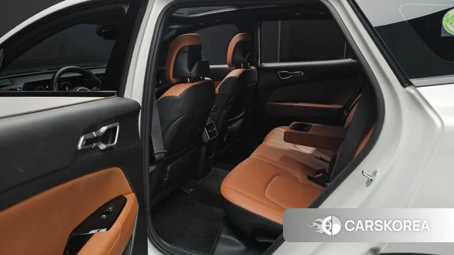 Kia Sportage 5th Generation 2022 Белый из Кореи, фото 3