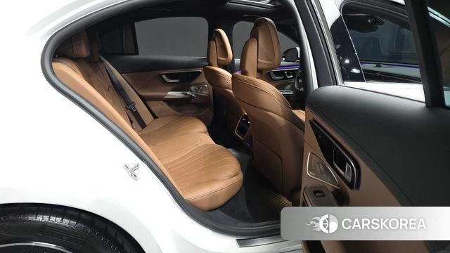 Mercedes-Benz E-Class W214 2025 Белый из Кореи, фото 3