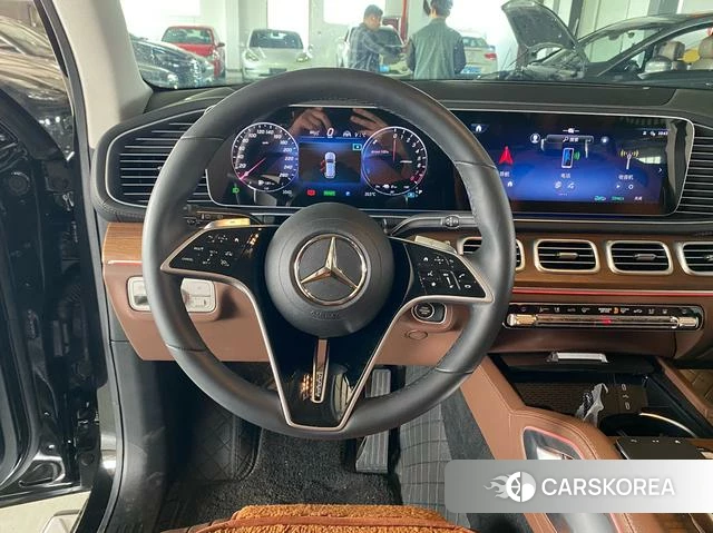 Mercedes-Benz GLE PHEV 2024 Черный из Китая, фото 3