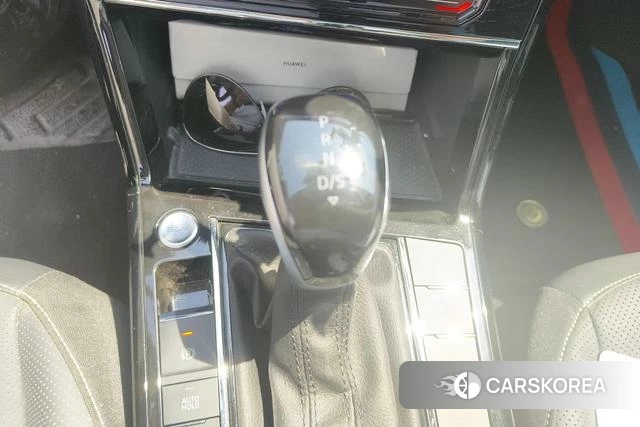 Volkswagen Passat 2024 Черный из Китая, фото 3