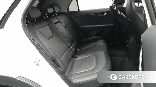 Kia Di Ol Nu Niro 2022 Белый из Кореи, фото 3