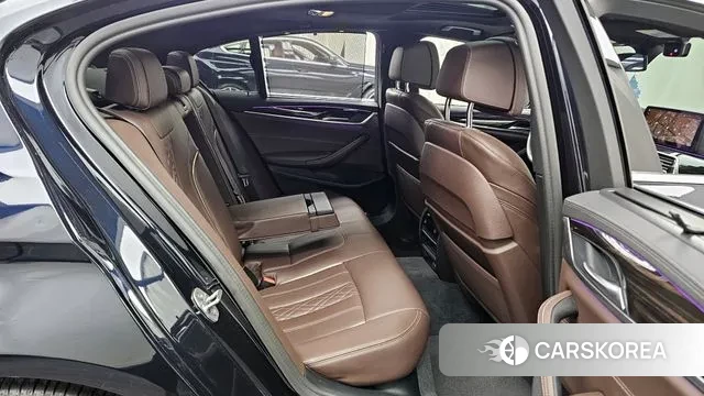 BMW 5 Series (G30) 2022 Черный из Кореи, фото 3